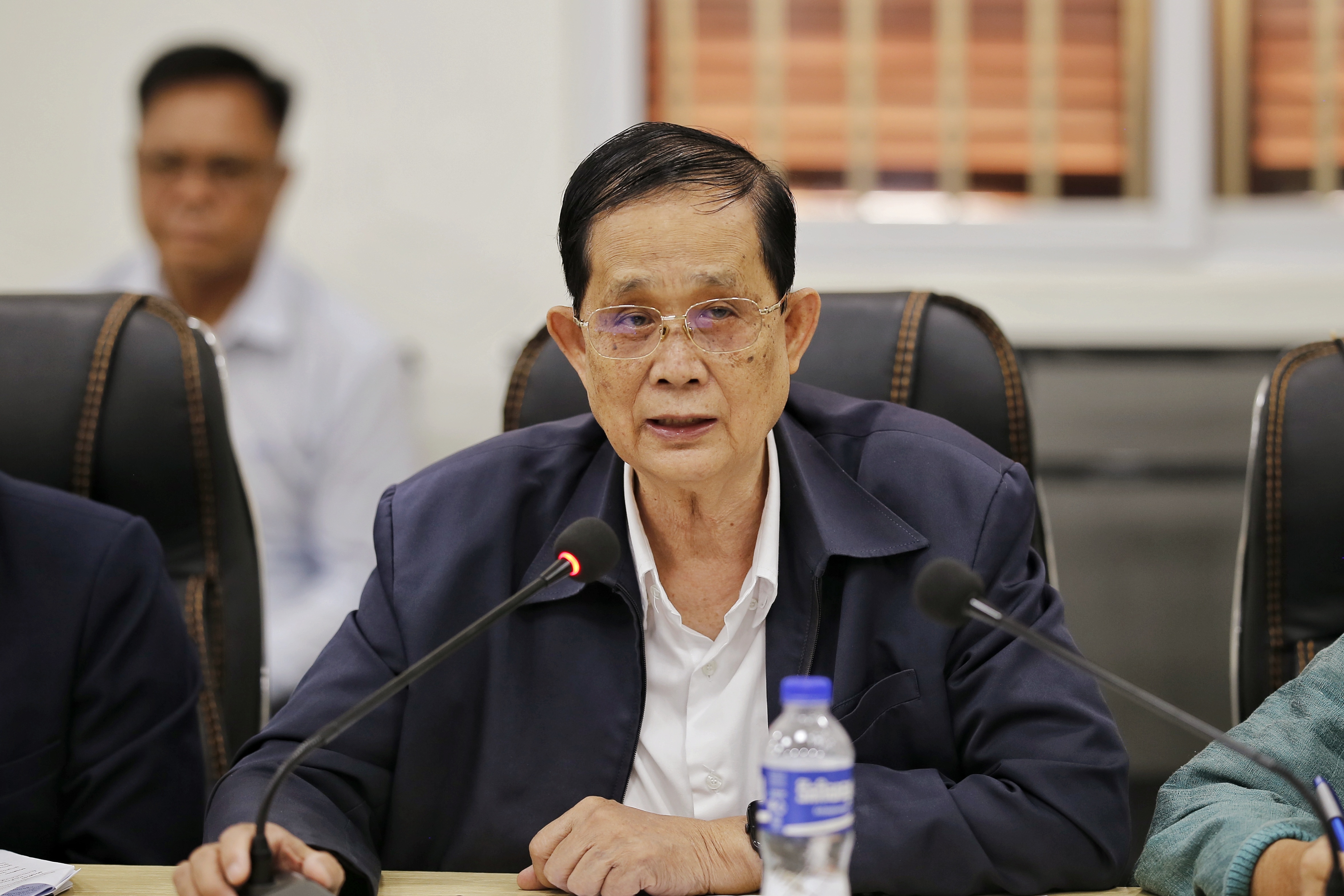 ឯកឧត្តម លាង សេងហាក់ 